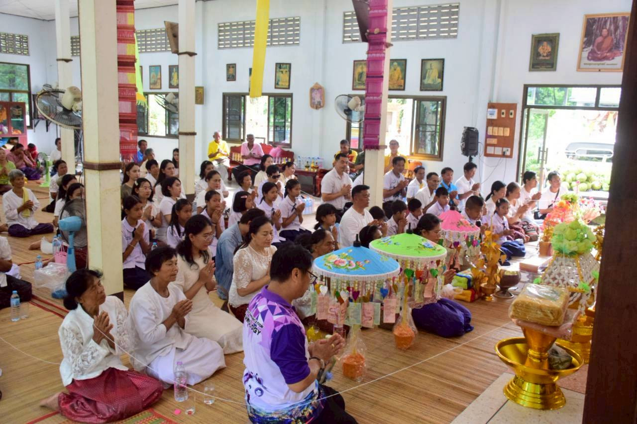 ภาพร่วมพิธีกรรมวัดโคกสว่าง