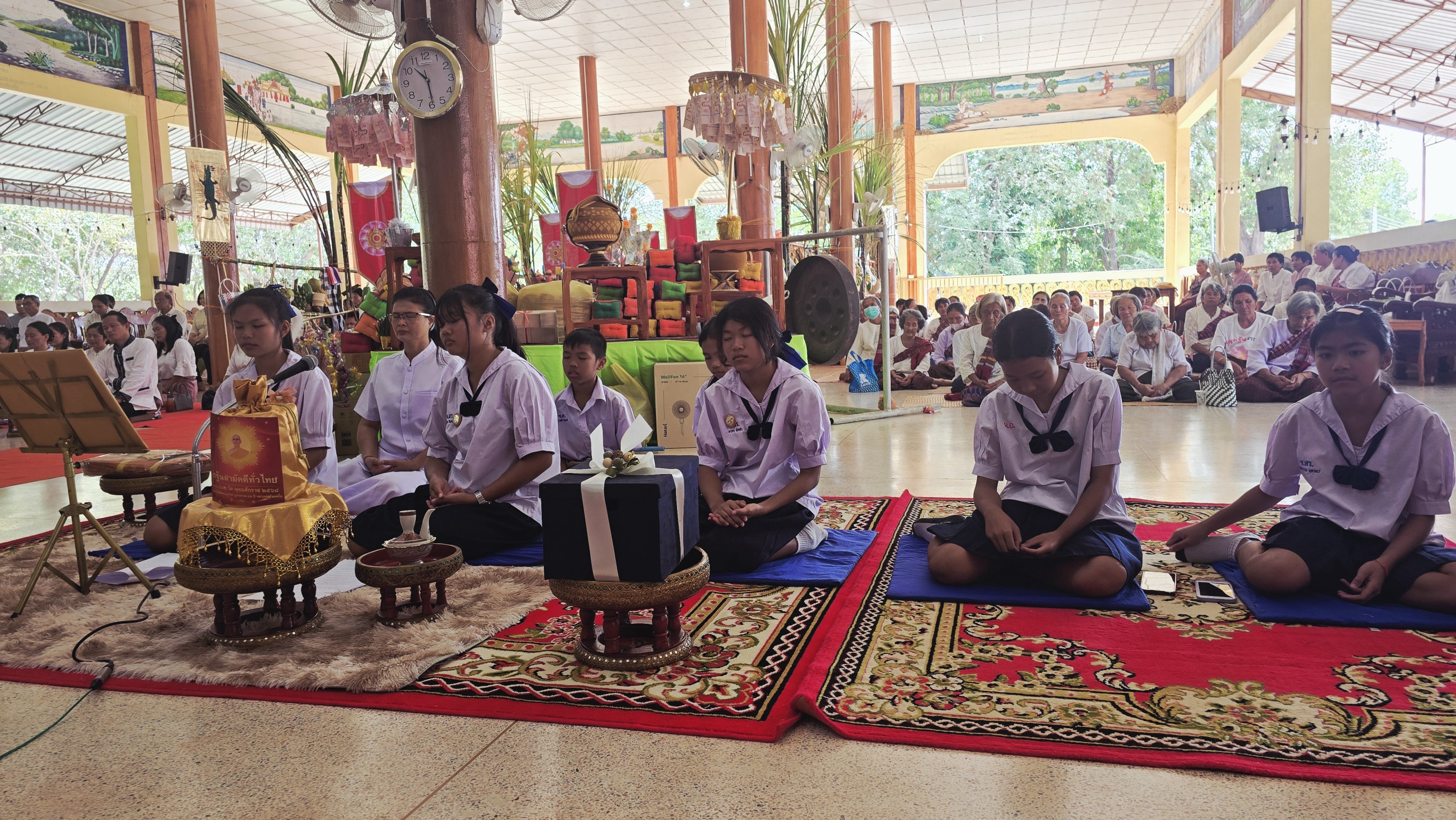 ภาพร่วมพิธีกรรมวัดสว่างโสภิตาราม
