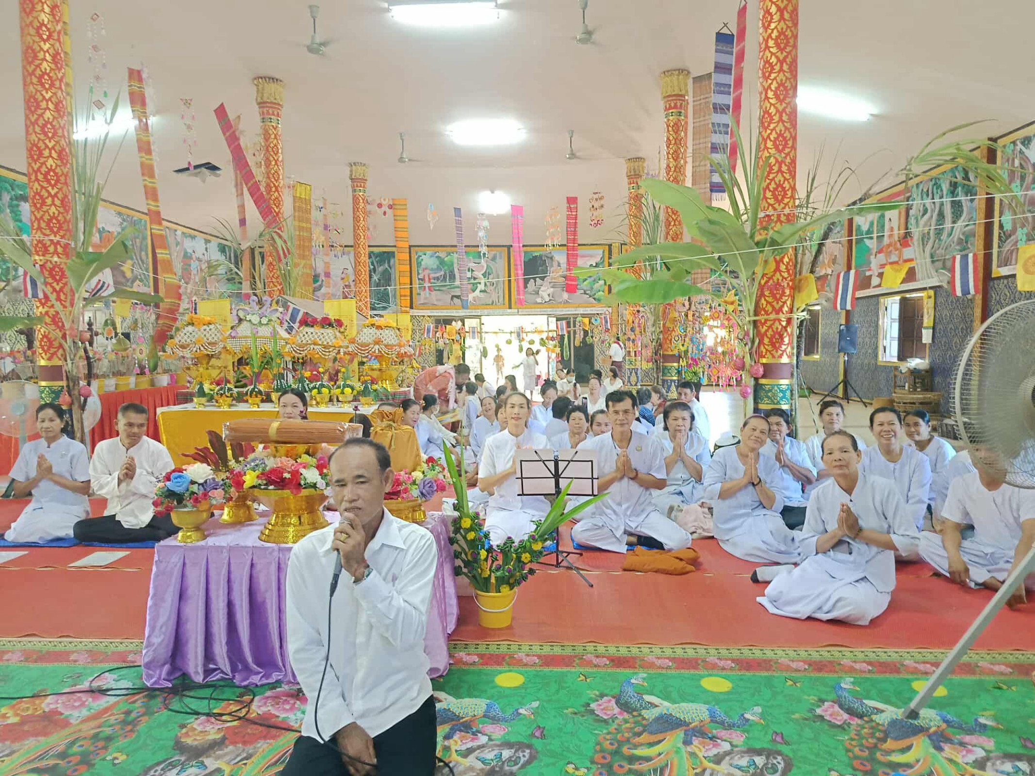 ภาพร่วมพิธีกรรมวัดขุมคำมงคลชัย