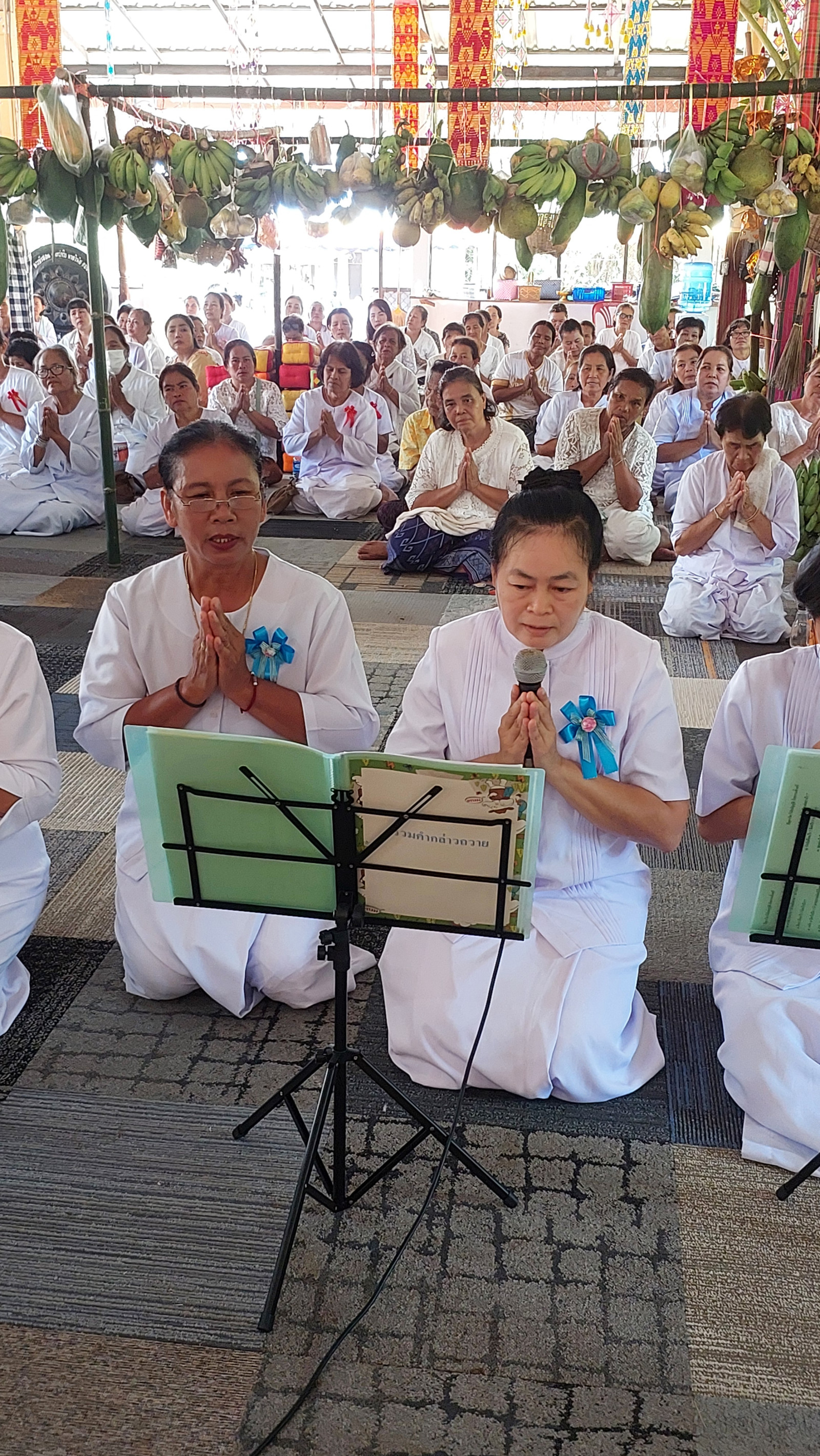 ภาพร่วมพิธีกรรมวัดหนามแท่งน้อย