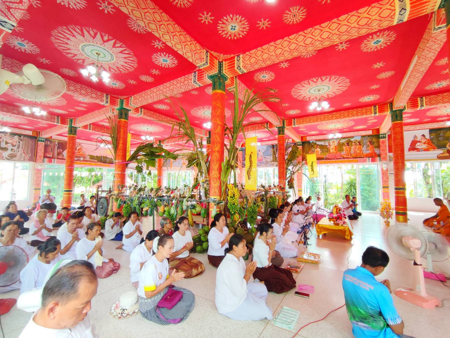 ภาพร่วมพิธีกรรมวัดบ้านหนองบัว