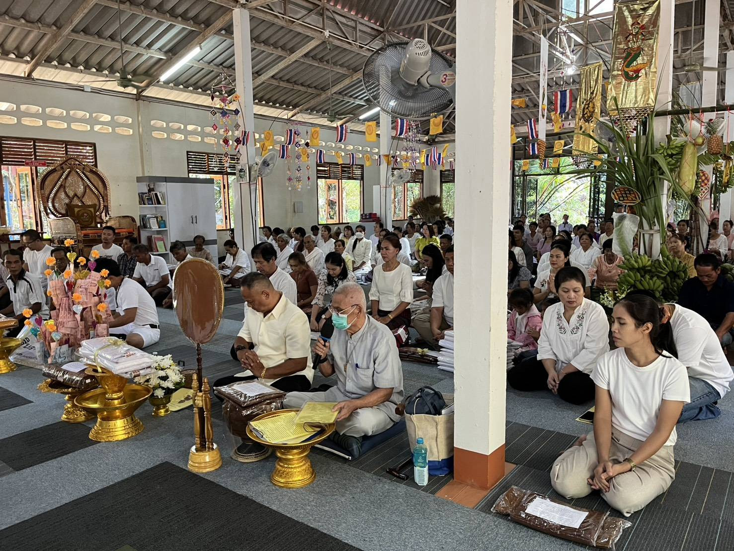 ภาพร่วมพิธีกรรมวัดป่าทุ่งเทวา