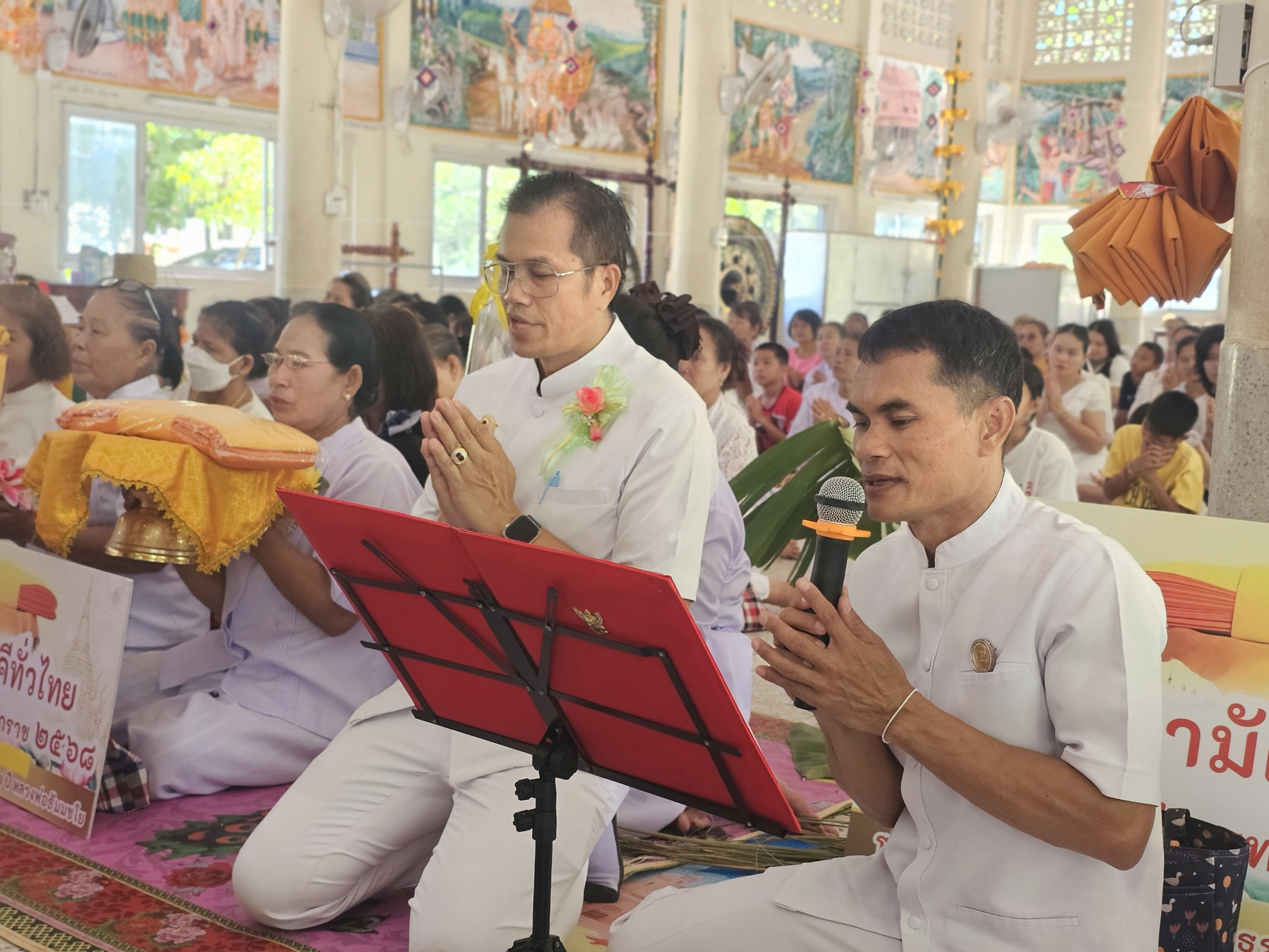 ภาพกล่าวคำถวายกฐินวัดนาเรือง