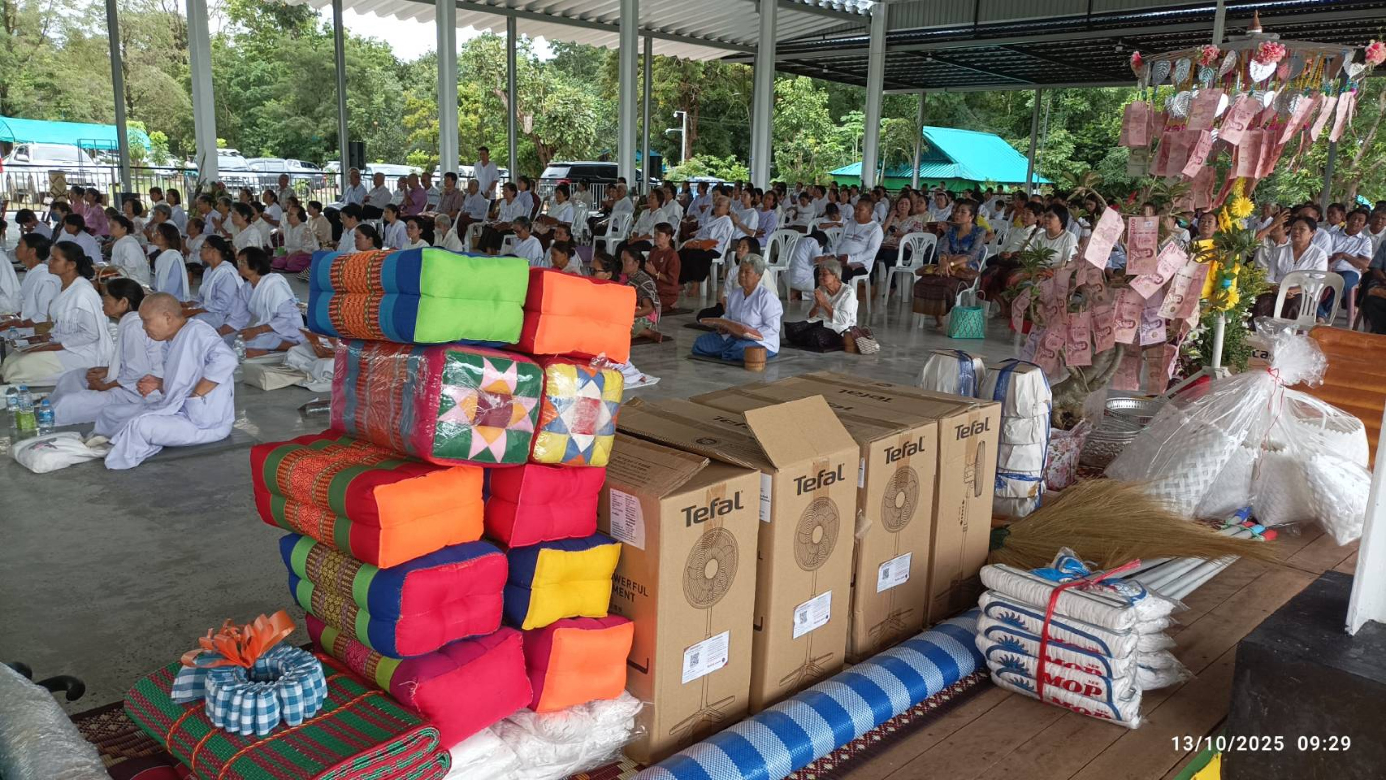 ภาพร่วมพิธีกรรมธุดงคสถานสวนป่าโมงเจริญโพธิธรรม