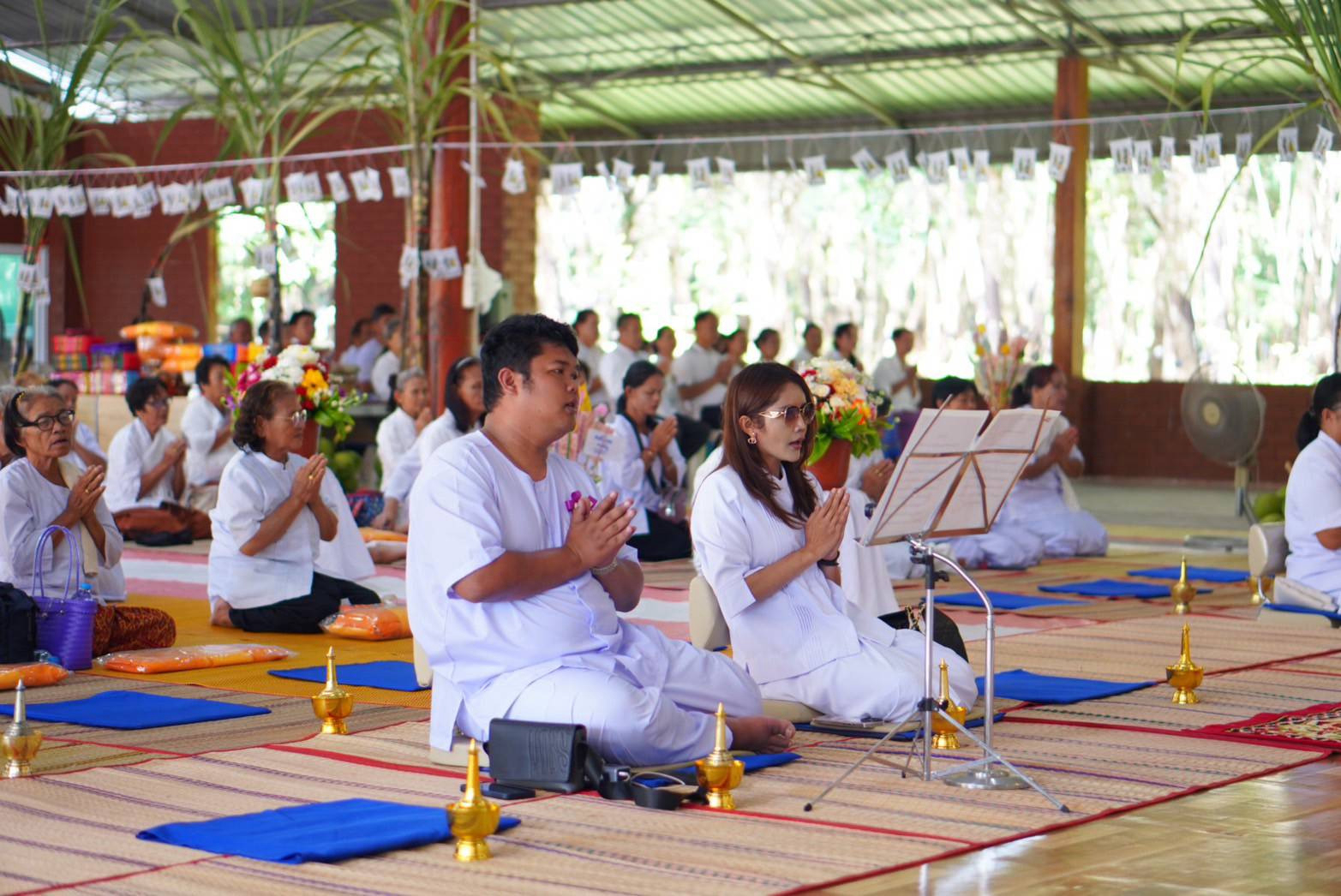 ภาพกล่าวคำถวายกฐินศูนย์ปฏิบัติธรรมน้ำยืนแก้ว อุบลราชธานี