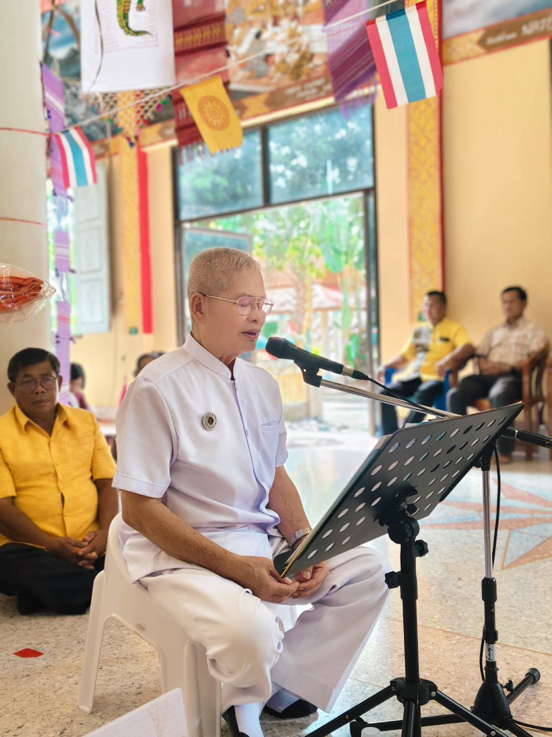 ภาพร่วมพิธีกรรมวัดท่าเมืองใหม่