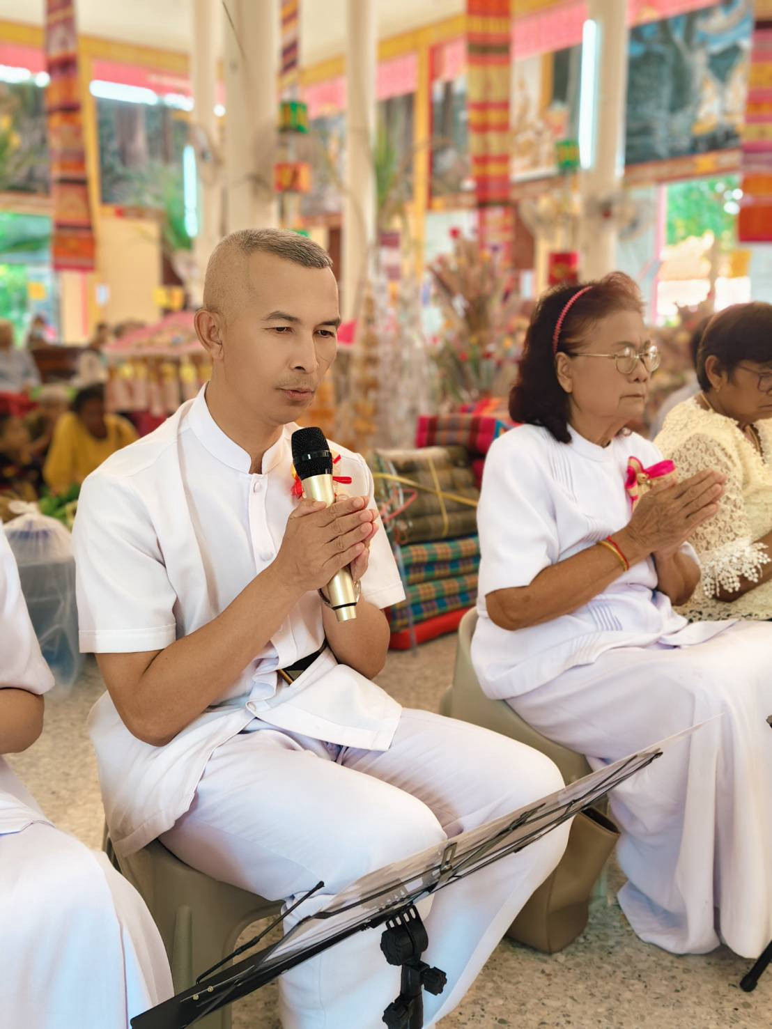 ภาพร่วมพิธีกรรมวัดท่าเมืองใหม่