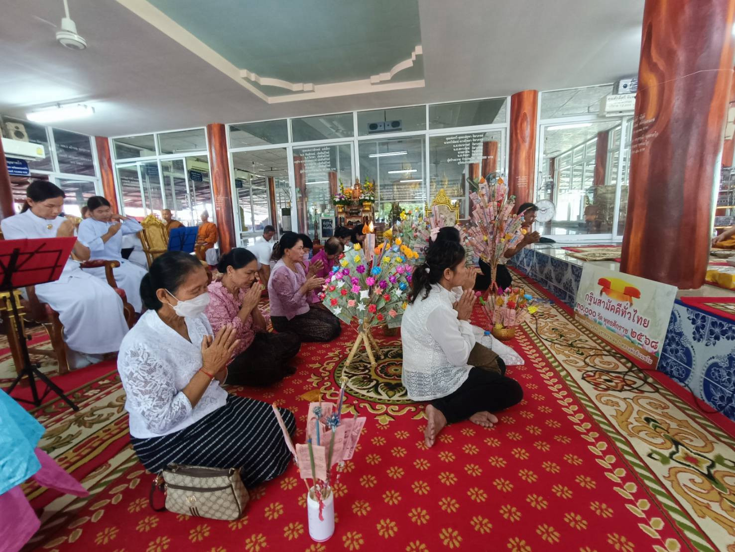 ภาพร่วมพิธีกรรมวัดโนนวัฒนาราม