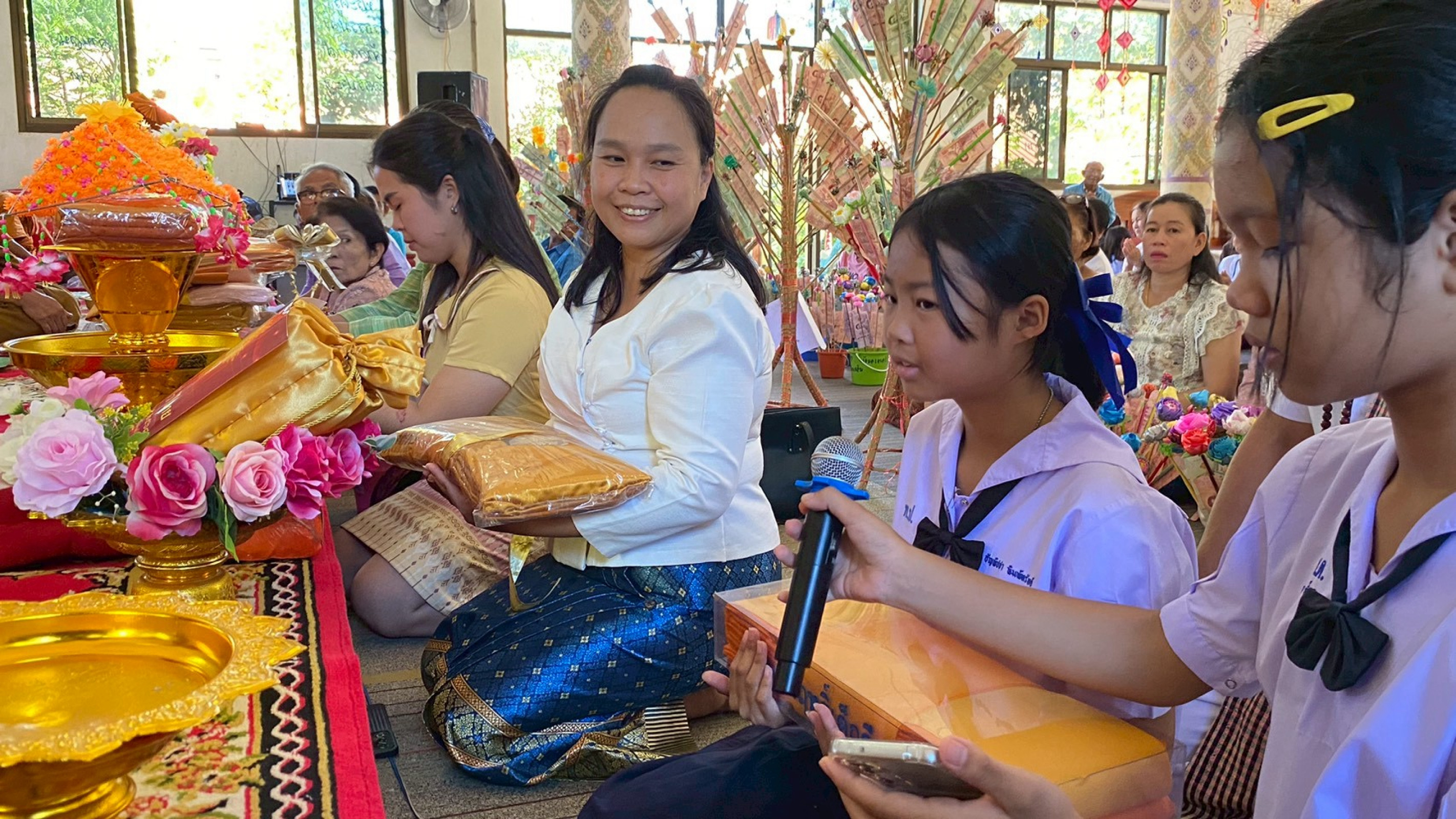 ภาพกล่าวคำถวายกฐินวัดสว่างอารมณ์