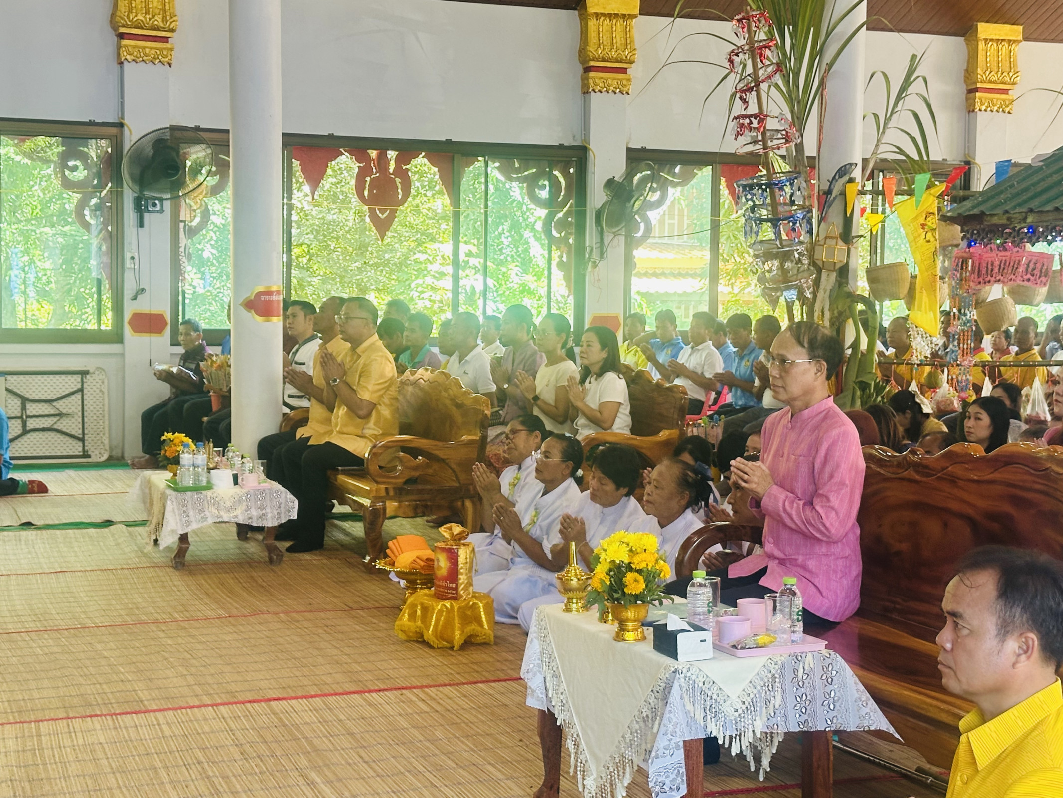 ภาพร่วมพิธีกรรมวัดจอมศรี