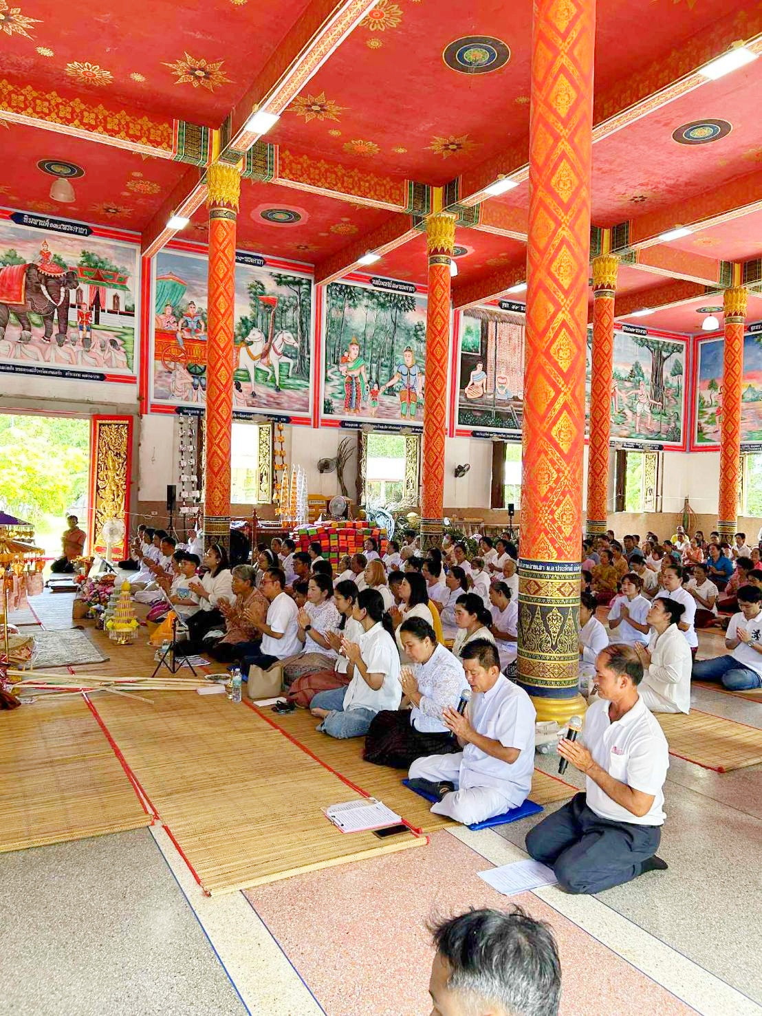 ภาพร่วมพิธีกรรมวัดธาตุทองหลาง