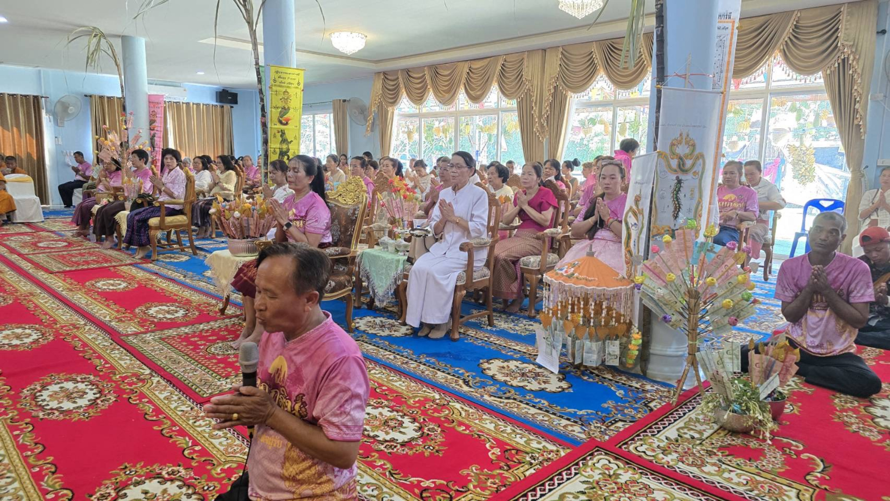 ภาพร่วมพิธีกรรมวัดโพธิ์สระปทุม