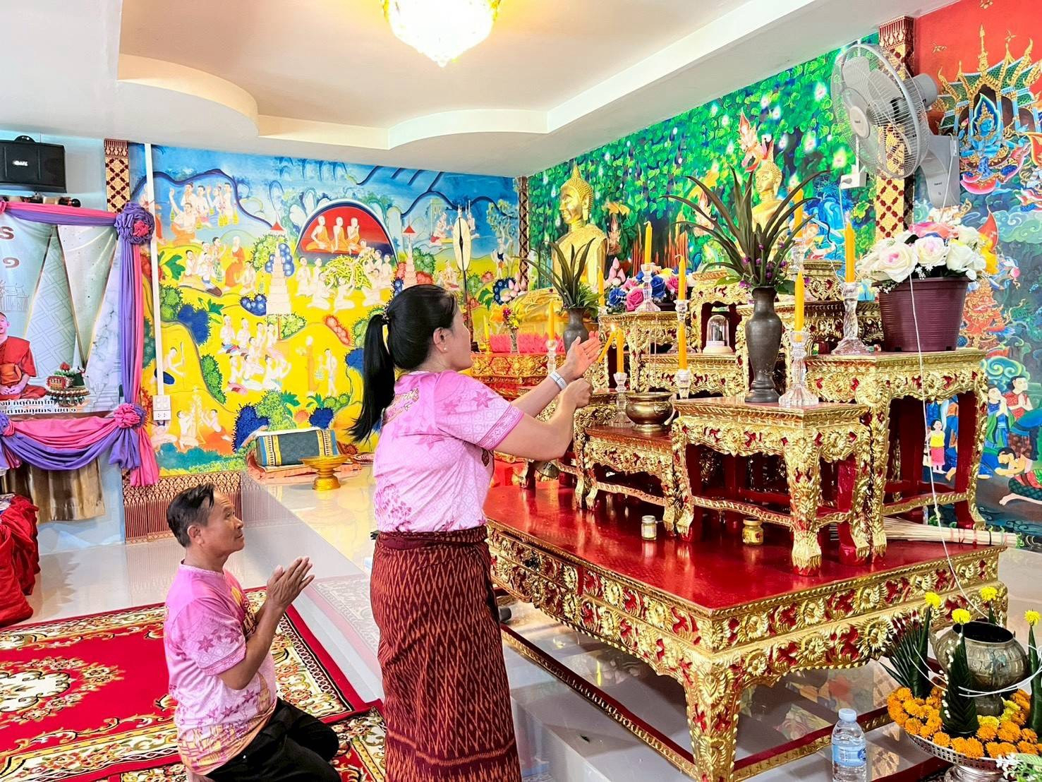 ภาพร่วมพิธีกรรมวัดโพธิ์สระปทุม