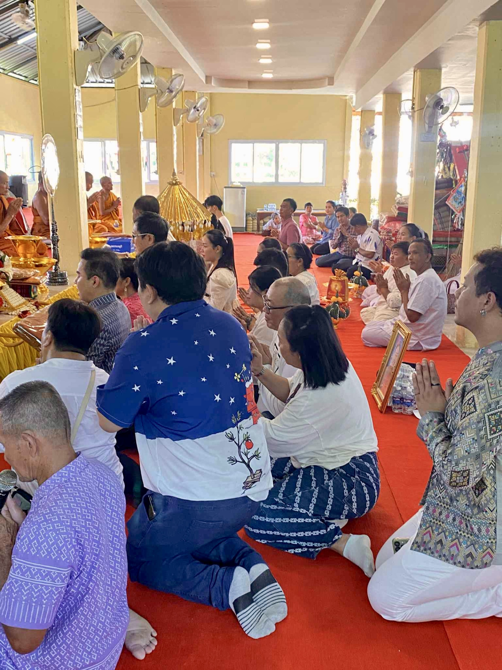 ภาพกล่าวคำถวายกฐินวัดน้ำเที่ยง