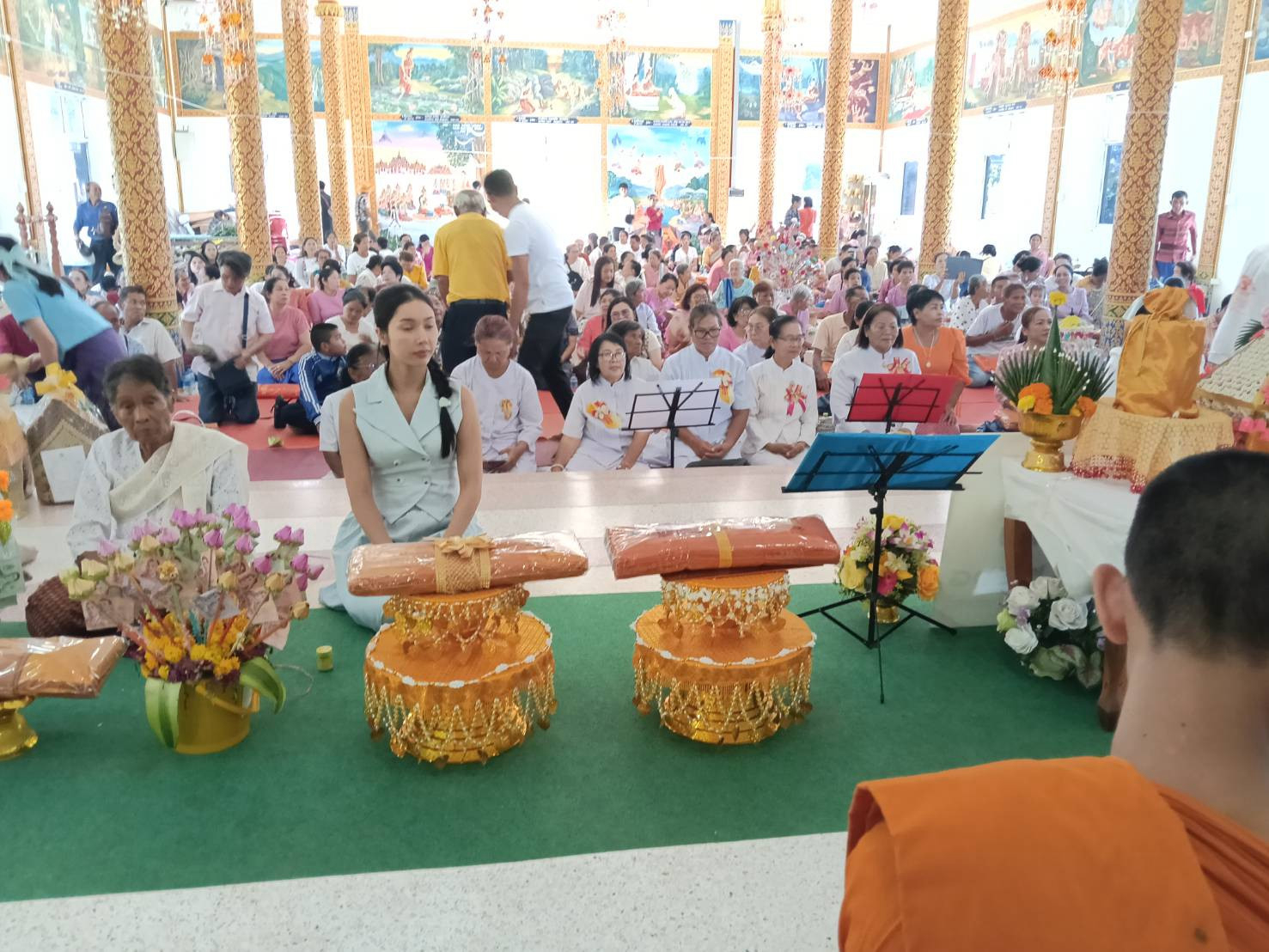 ภาพร่วมพิธีกรรมวัดบ้านโนนจานใหม่