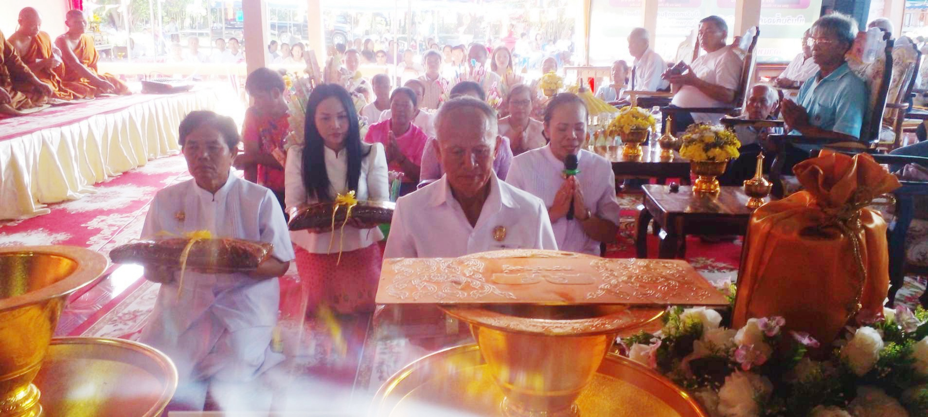 ภาพกล่าวคำถวายกฐินวัดตาแหลว