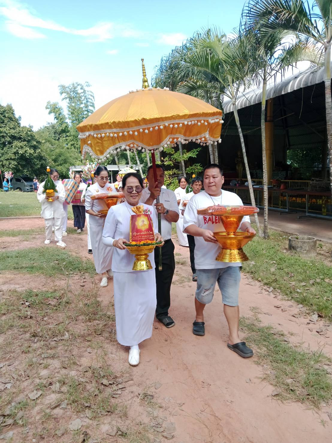 ภาพร่วมพิธีกรรมวัดหนองลุมพุก