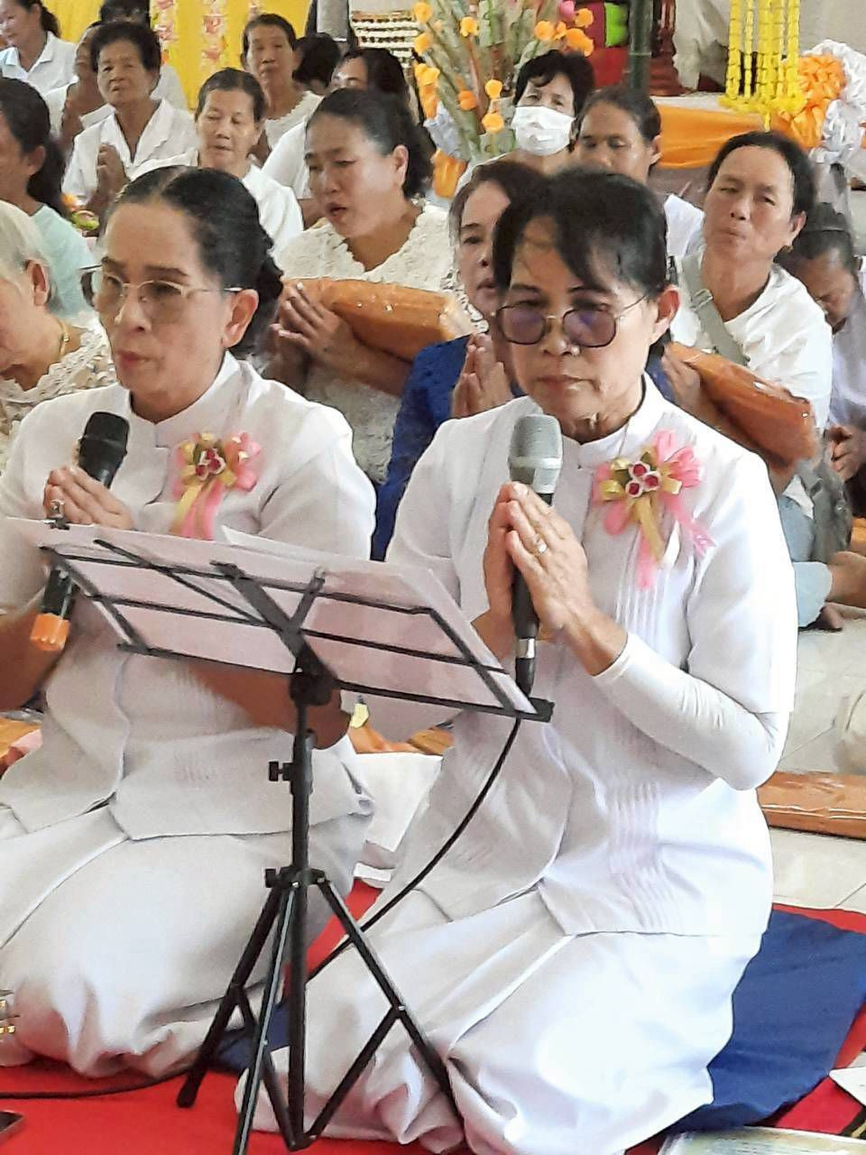 ภาพร่วมพิธีกรรมวัดหนองลุมพุก