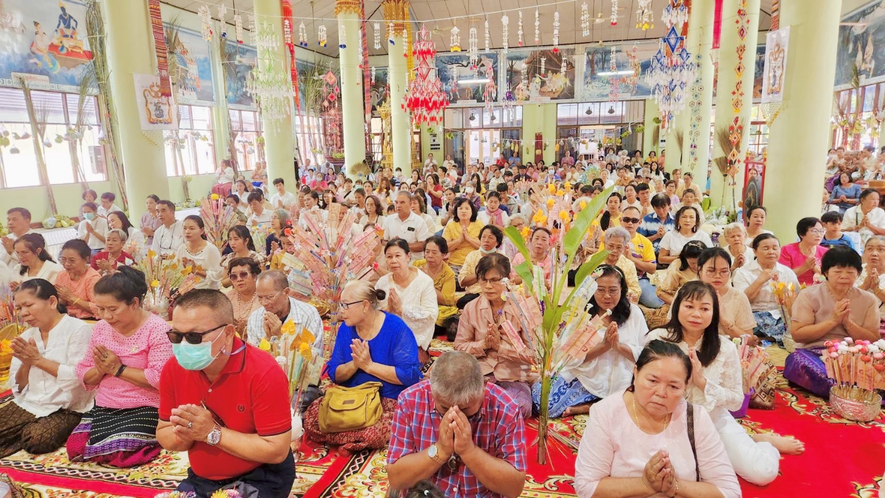 ภาพร่วมพิธีกรรมวัดวรรณวารี