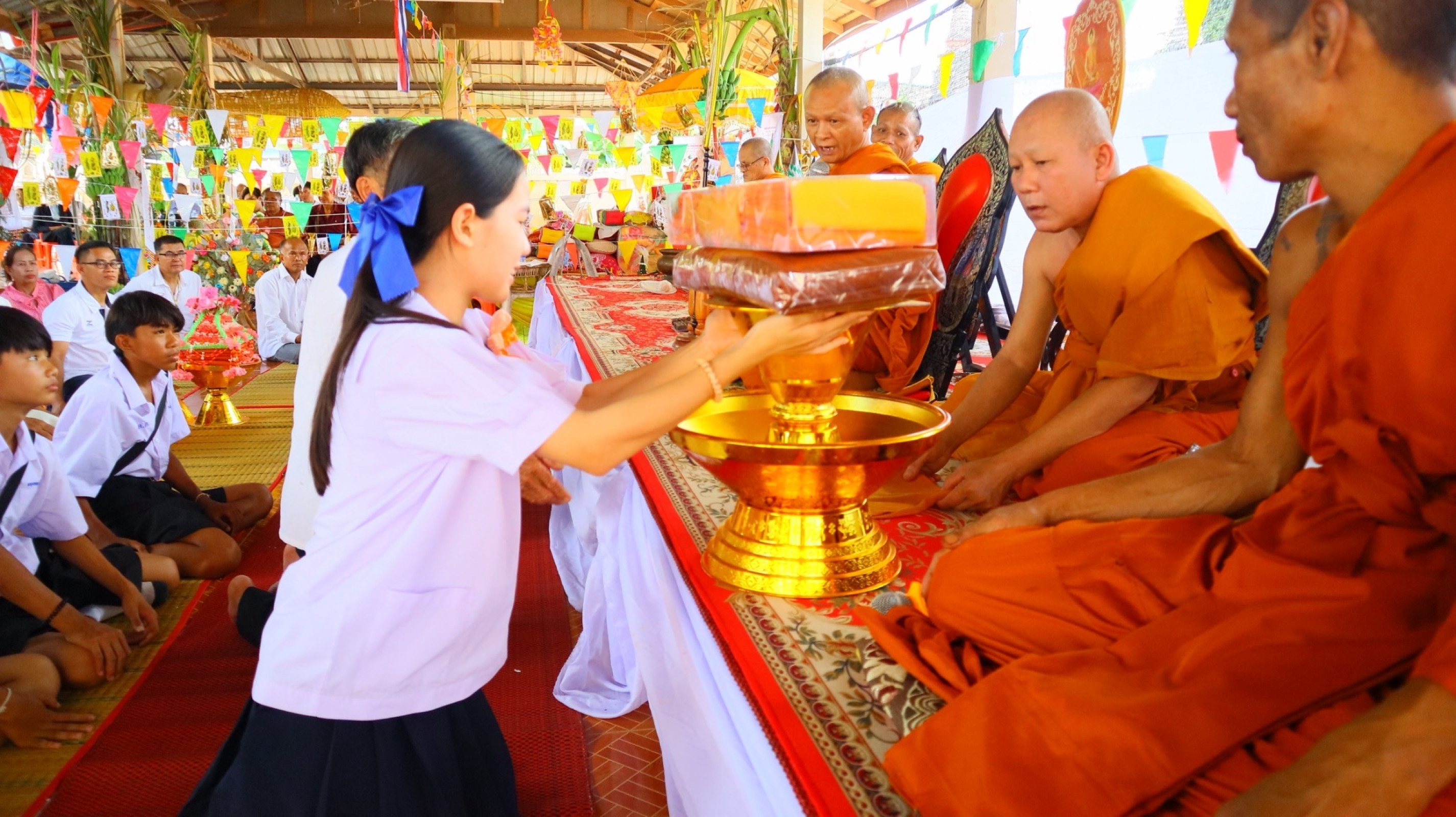 ภาพร่วมพิธีกรรมวัดบูรพาราม