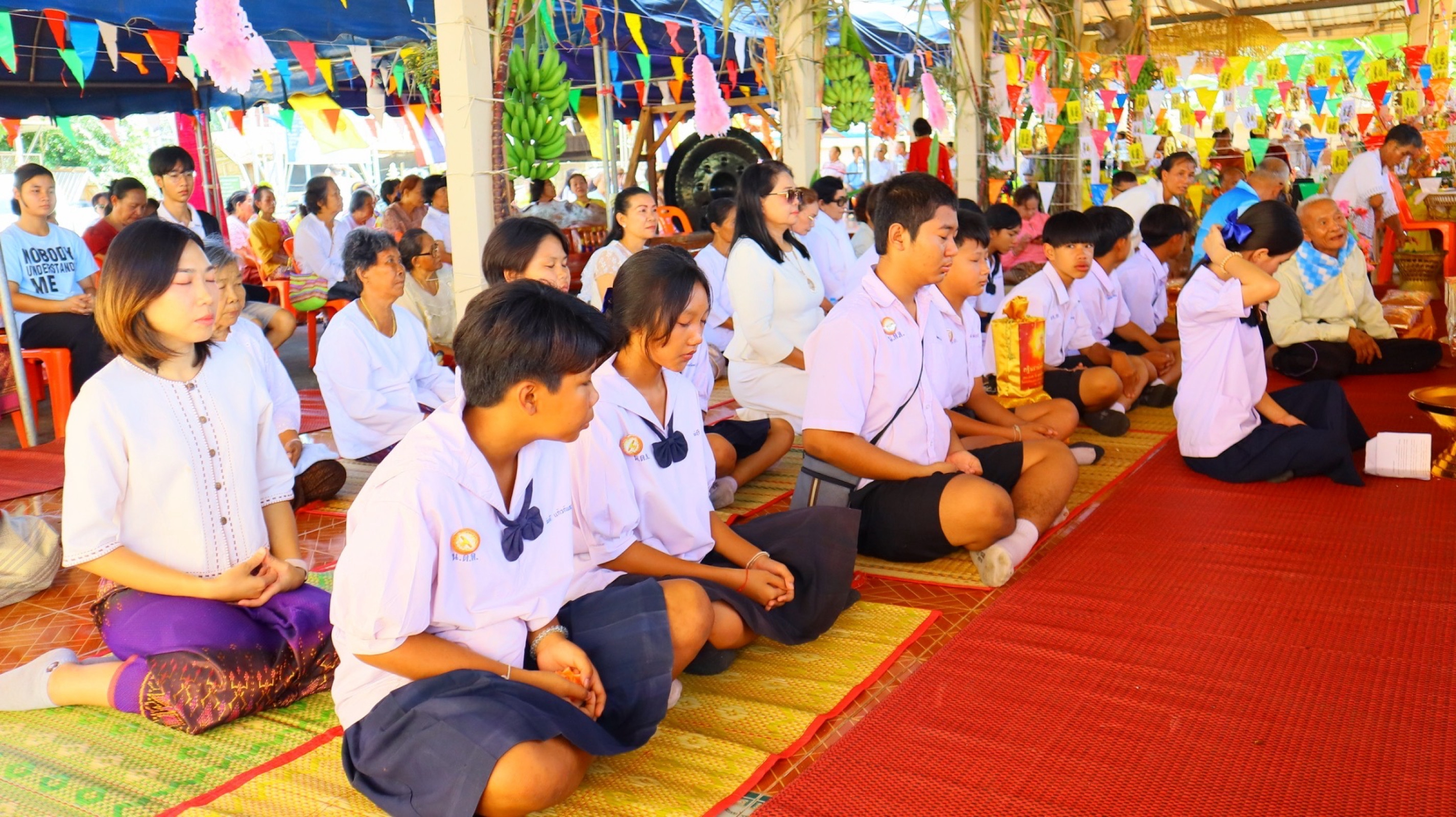 ภาพร่วมพิธีกรรมวัดบูรพาราม