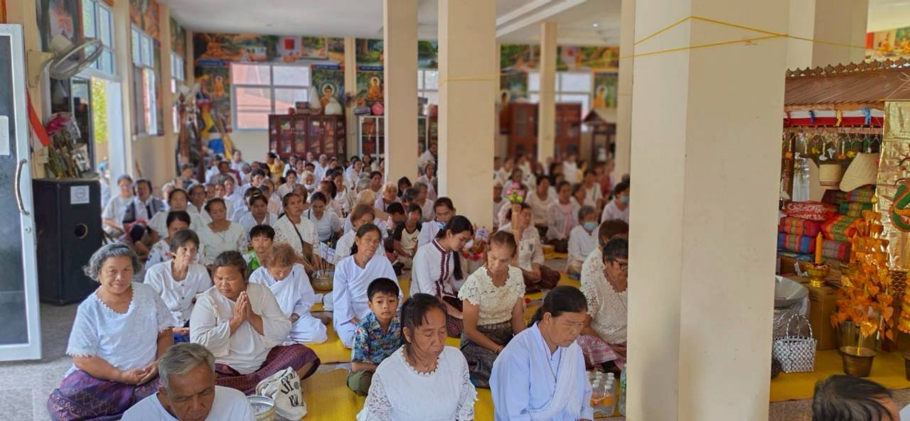 ภาพร่วมพิธีกรรมวัดโพธิ์ชุม