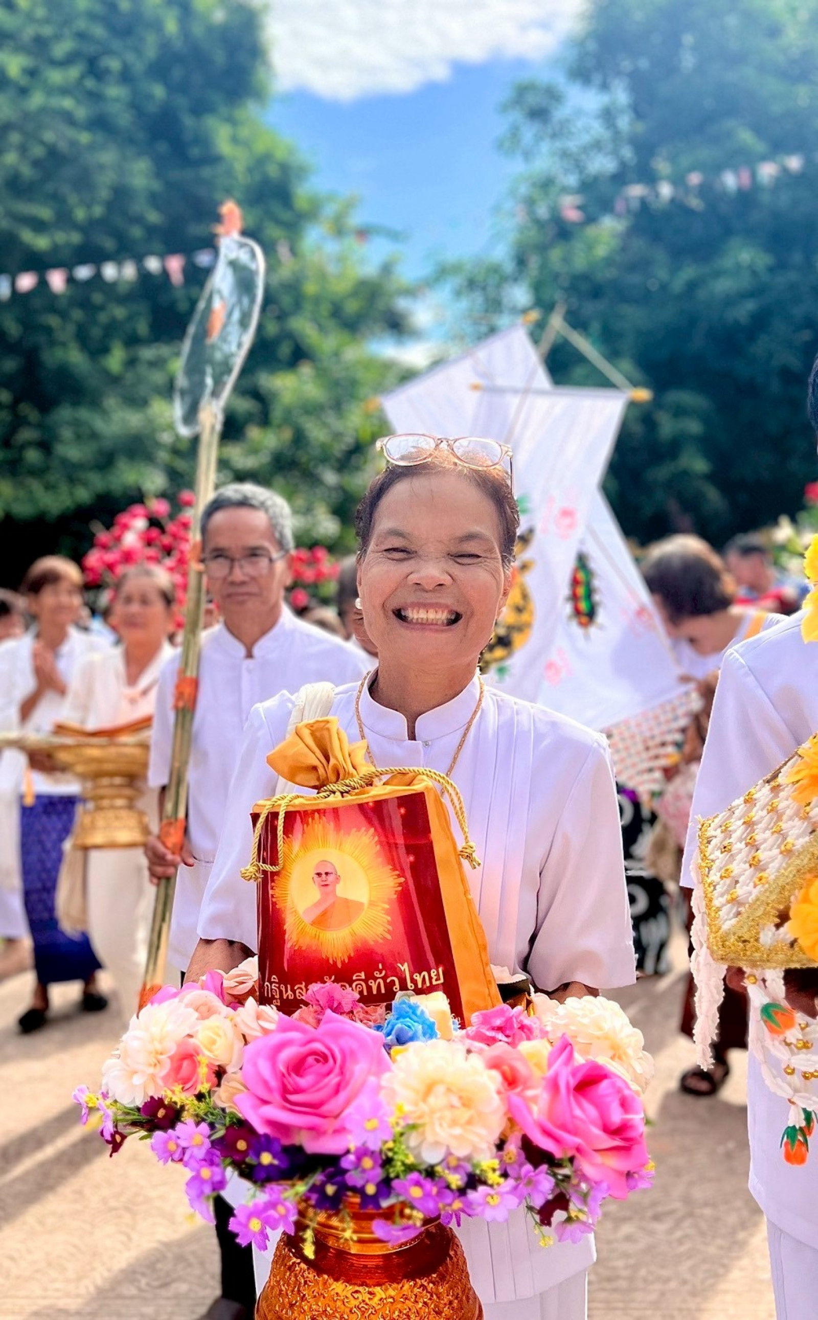 ภาพร่วมพิธีกรรมวัดหนองกุงเหนือ