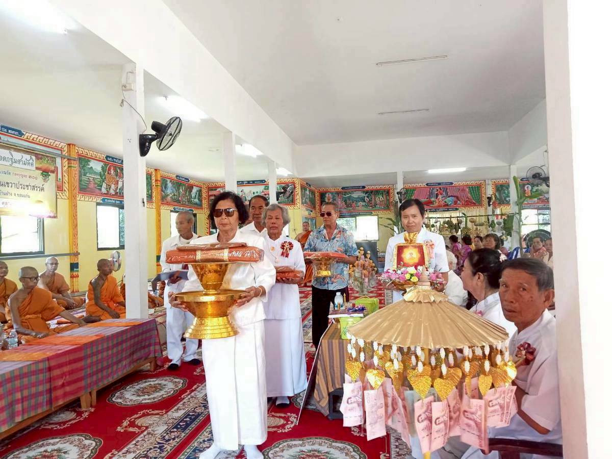ภาพร่วมพิธีกรรมวัดโนนเขวาประชาสรรค์