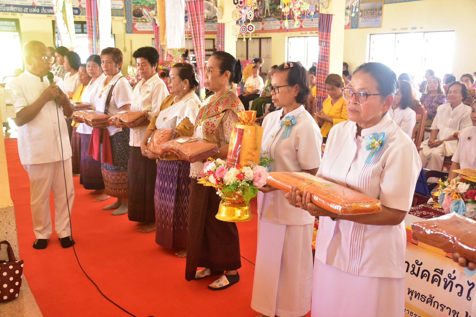ภาพร่วมพิธีกรรมวัดสำราญ