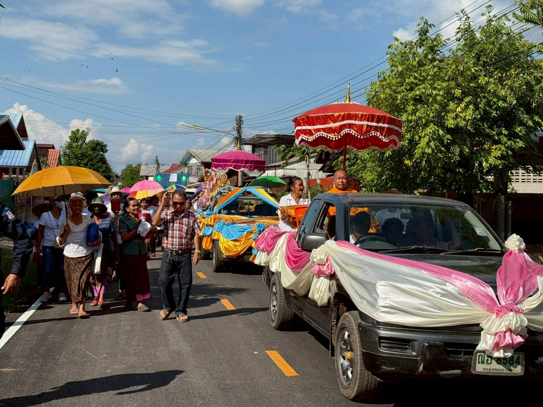 ภาพร่วมขบวนกฐินวัดพิศาล