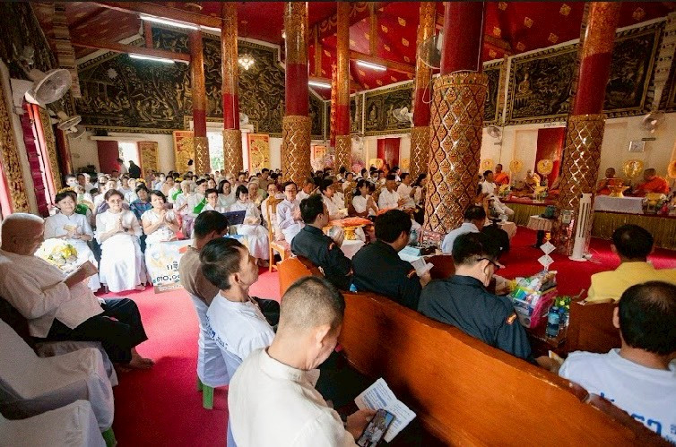 ภาพร่วมพิธีกรรมวัดป่าเห็ว