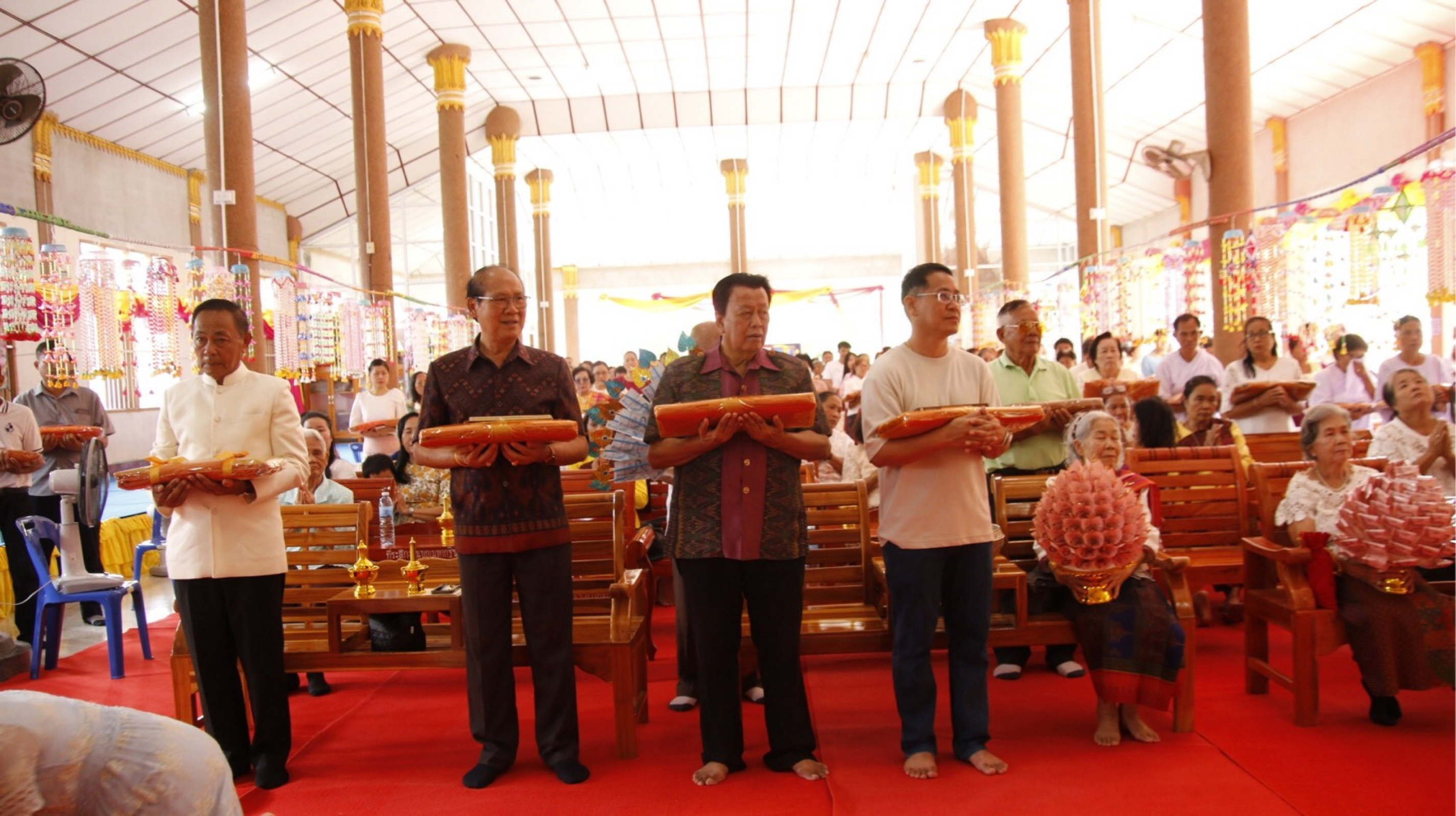ภาพร่วมพิธีกรรมวัดพิชัยพัฒนาราม