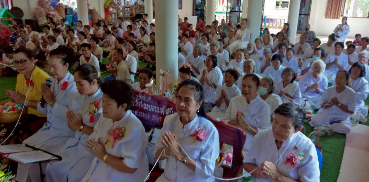 ภาพร่วมพิธีกรรมวัดศรีชมภู