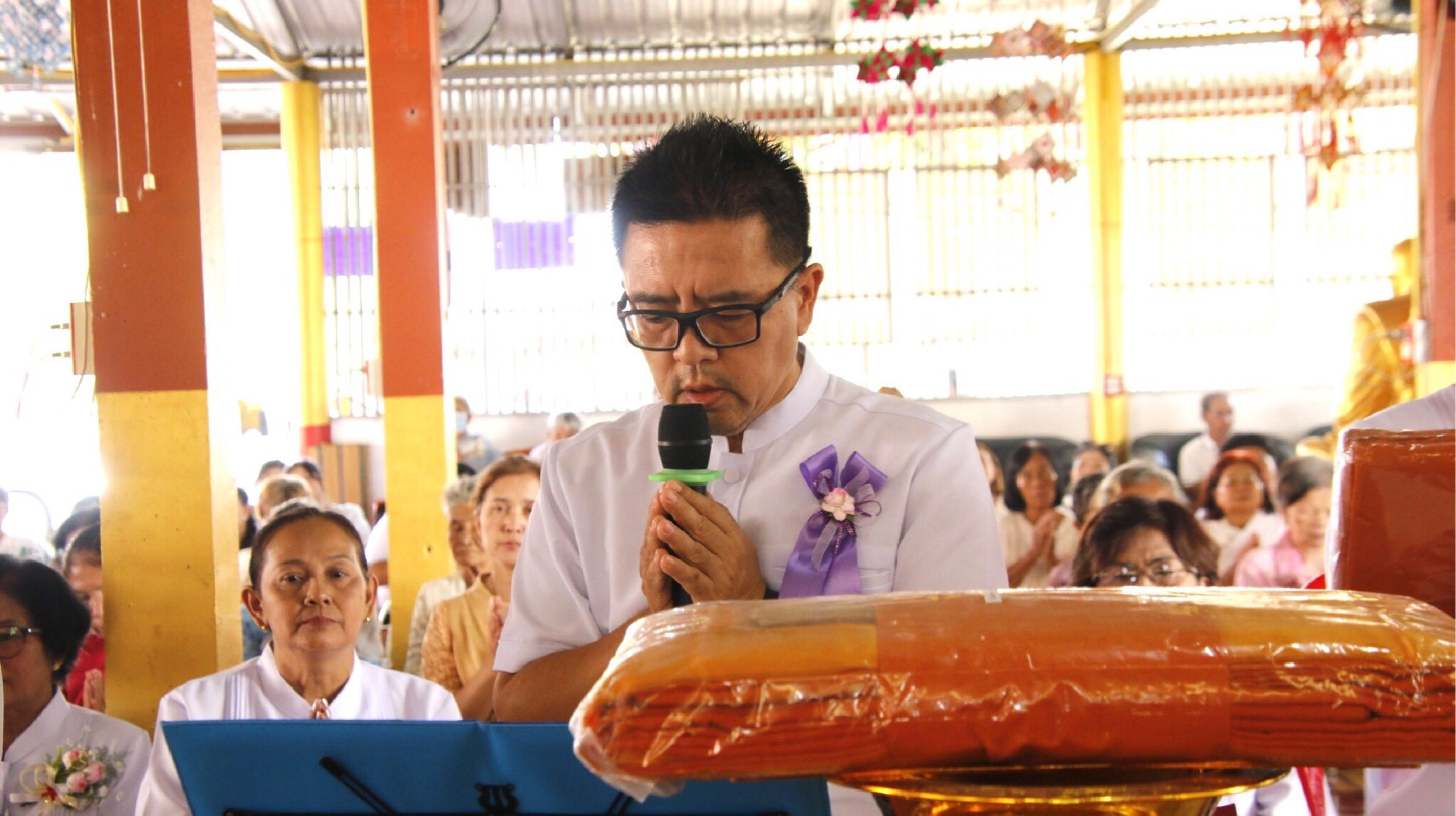 ภาพกล่าวคำถวายกฐินวัดสุริยะสว่าง