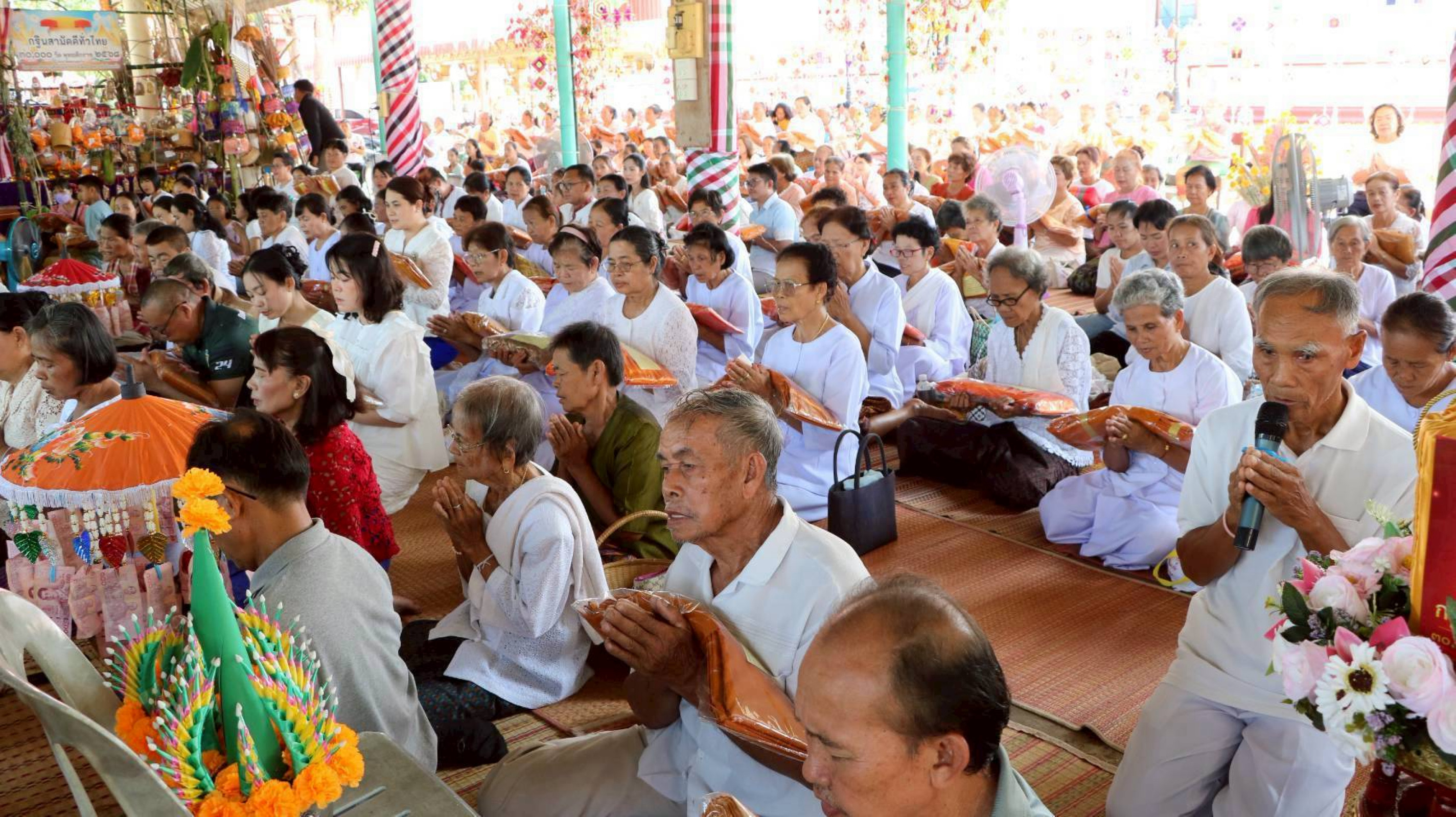 ภาพร่วมพิธีกรรมวัดศรีบุญเรือง