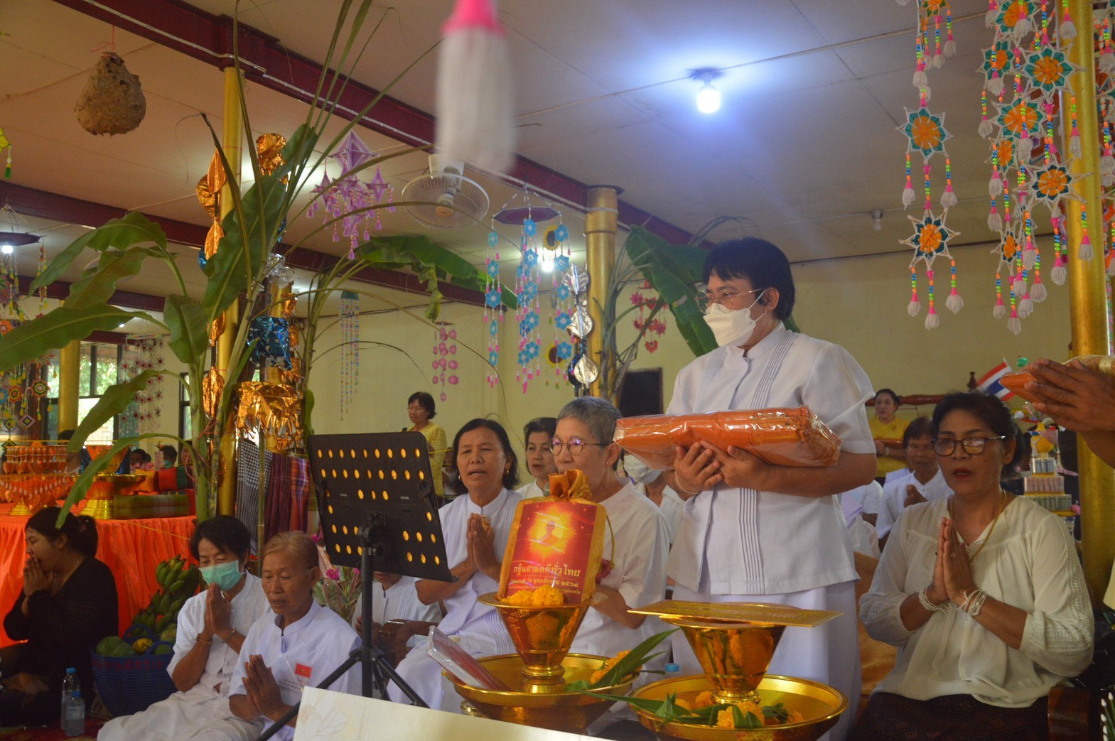 ภาพร่วมพิธีกรรมวัดถาวร