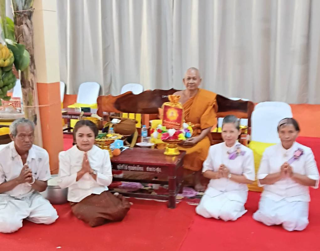 ภาพร่วมพิธีกรรมสำนักสงฆ์บ้านหนองขาม