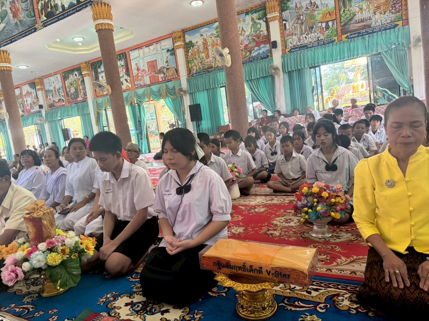 ภาพร่วมพิธีกรรมวัดโพธิ์ดก