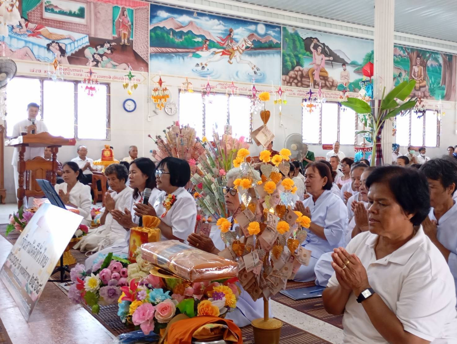 ภาพกล่าวคำถวายกฐินวัดสว่างโพธิ์ชัย