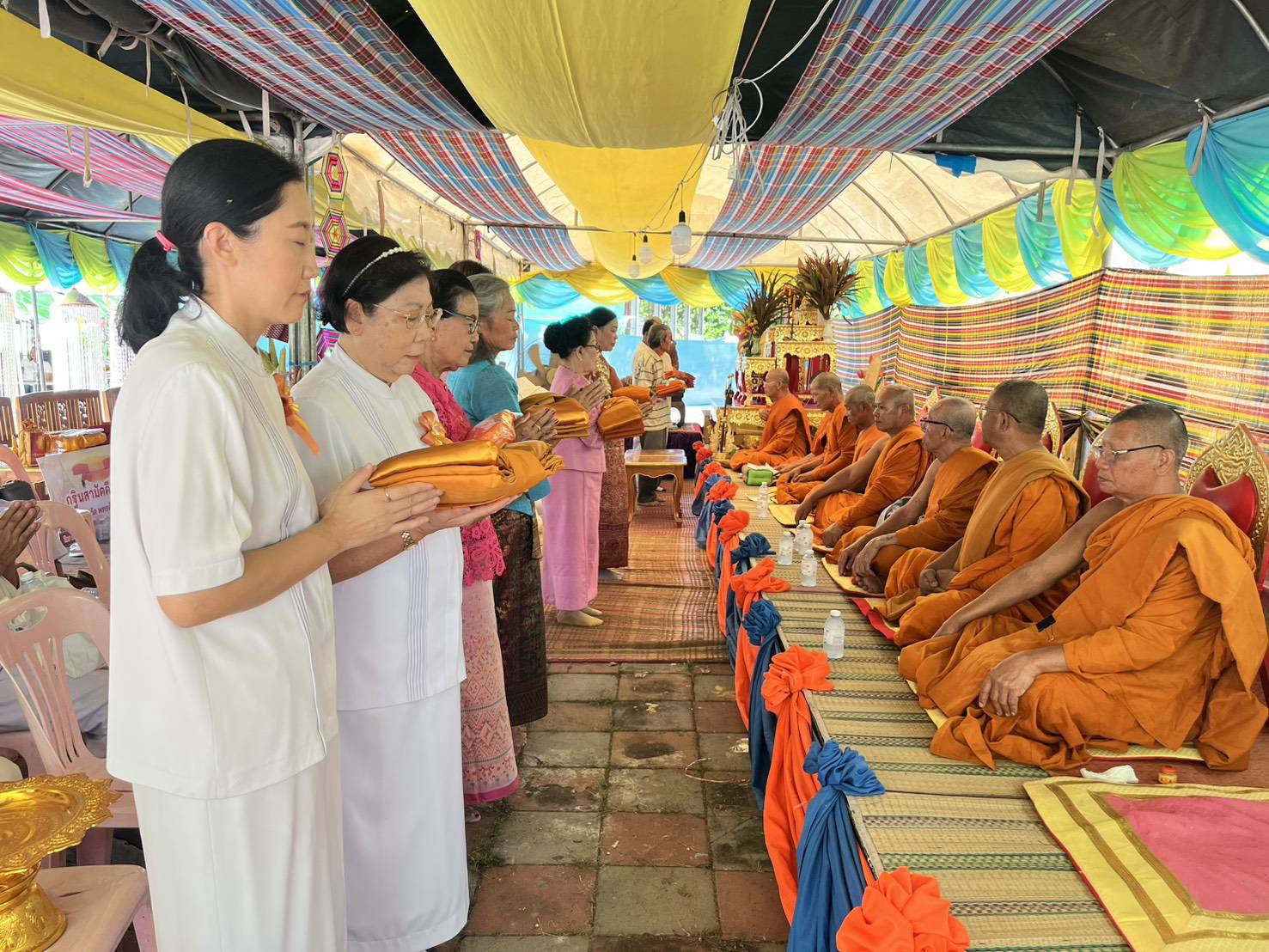 ภาพร่วมพิธีกรรมวัดพิมลธรรมาราม
