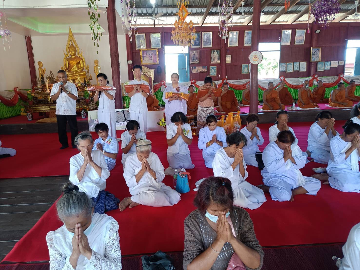 ภาพร่วมพิธีกรรมวัดศรีบุญเรือง