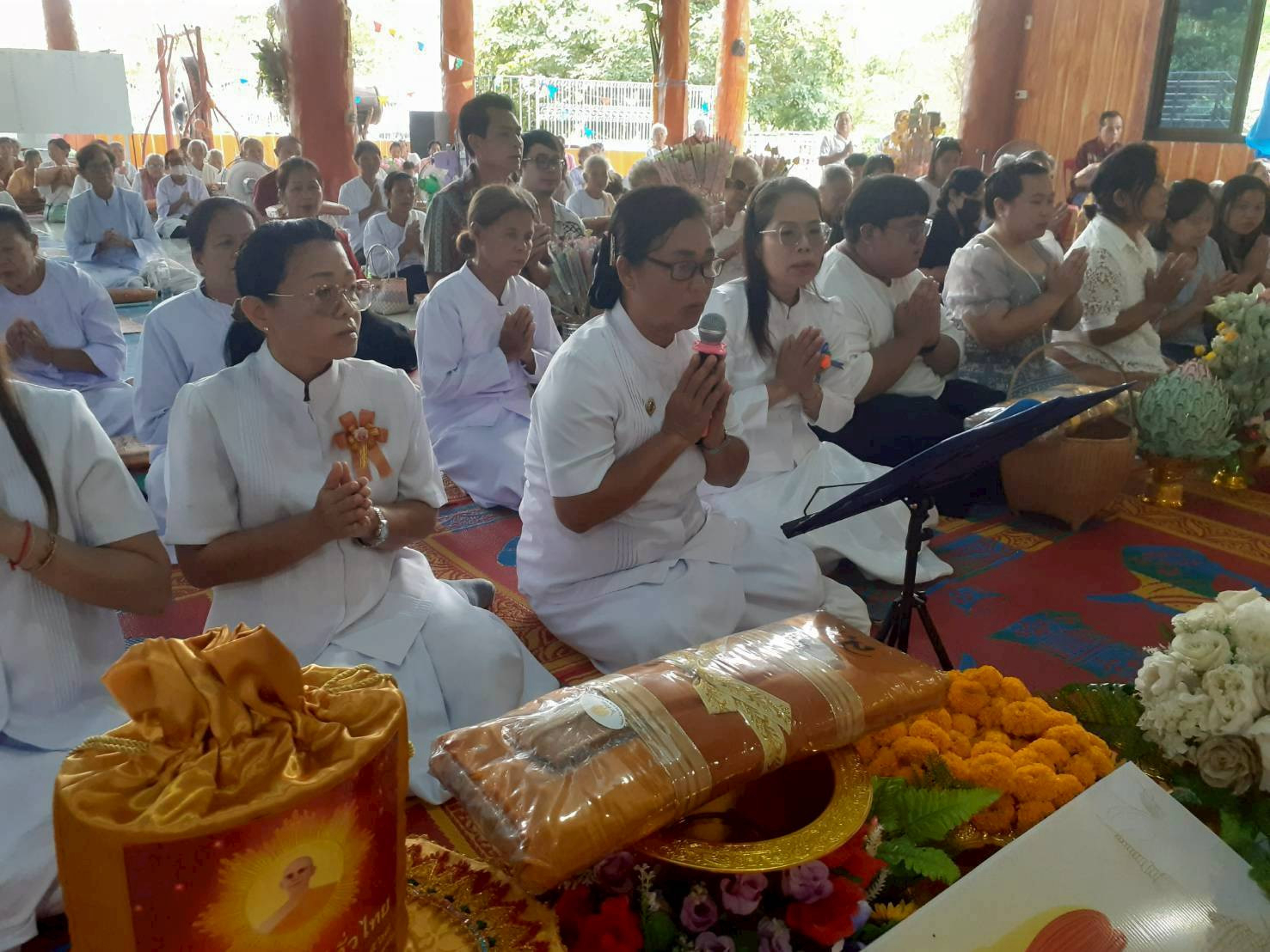 ภาพกล่าวคำถวายกฐินวัดป่าสระแก้วภูธรรม