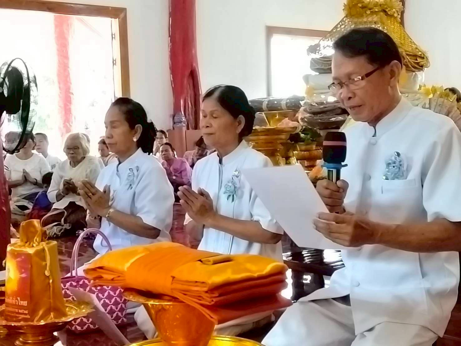 ภาพร่วมพิธีกรรมวัดป่าสามัคคีธรรม