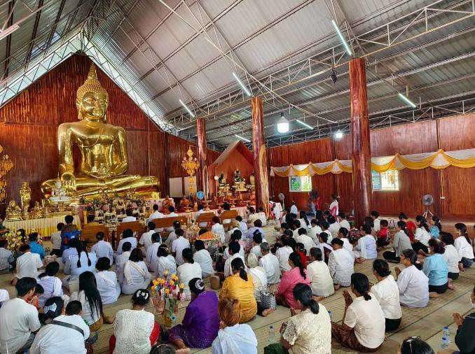 ภาพร่วมพิธีกรรมวัดสระแก้ว