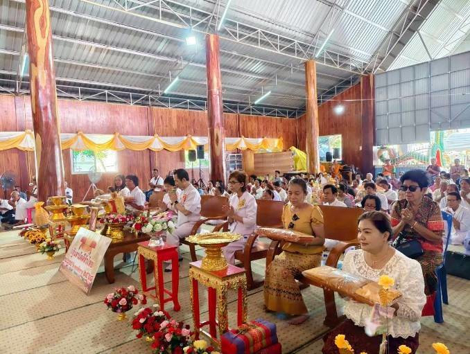 ภาพร่วมพิธีกรรมวัดสระแก้ว