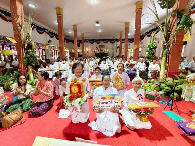 ภาพร่วมพิธีกรรมวัดเกาะแก้ว