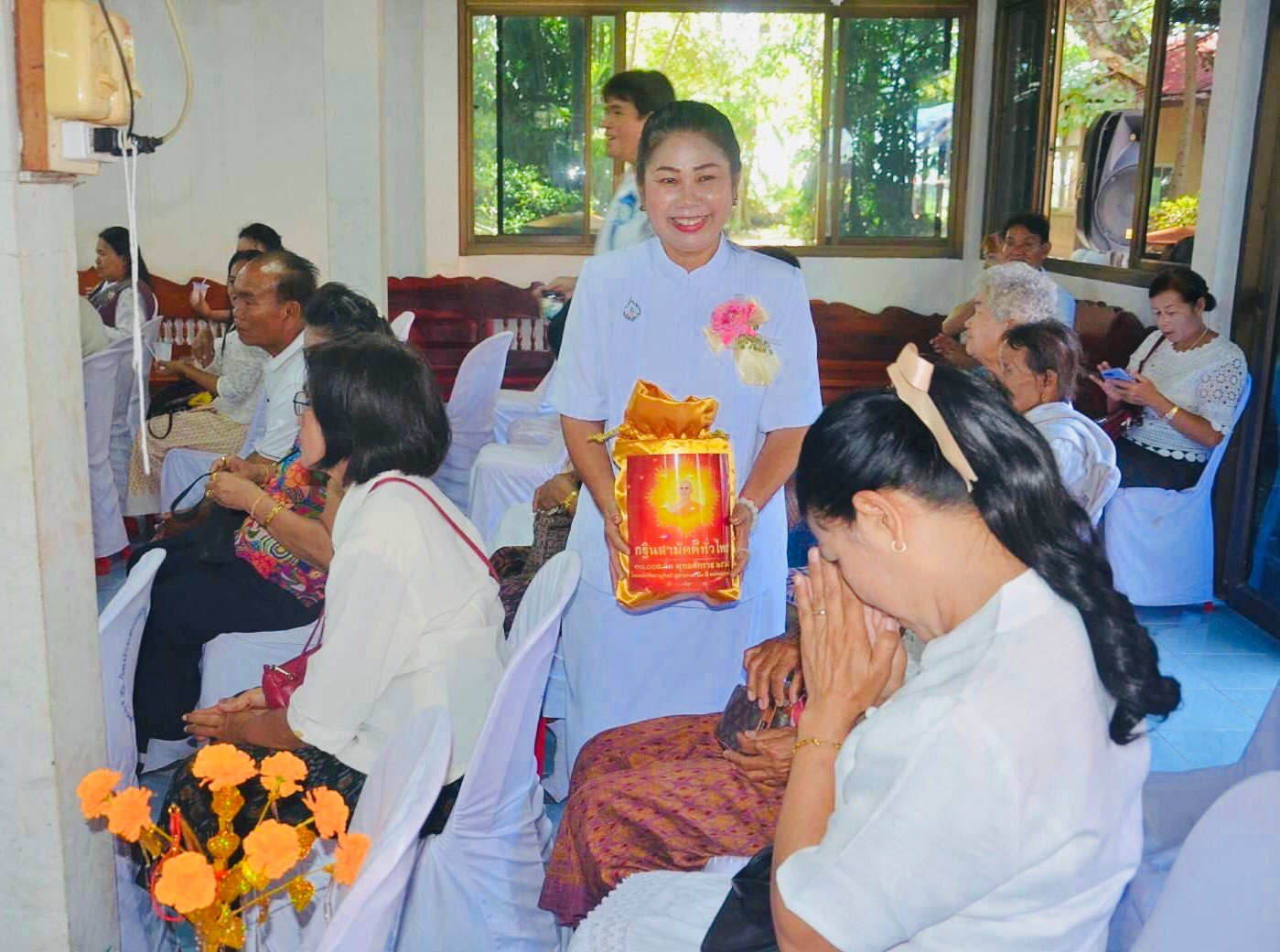 ภาพร่วมพิธีกรรมวัดสว่างอารมณ์