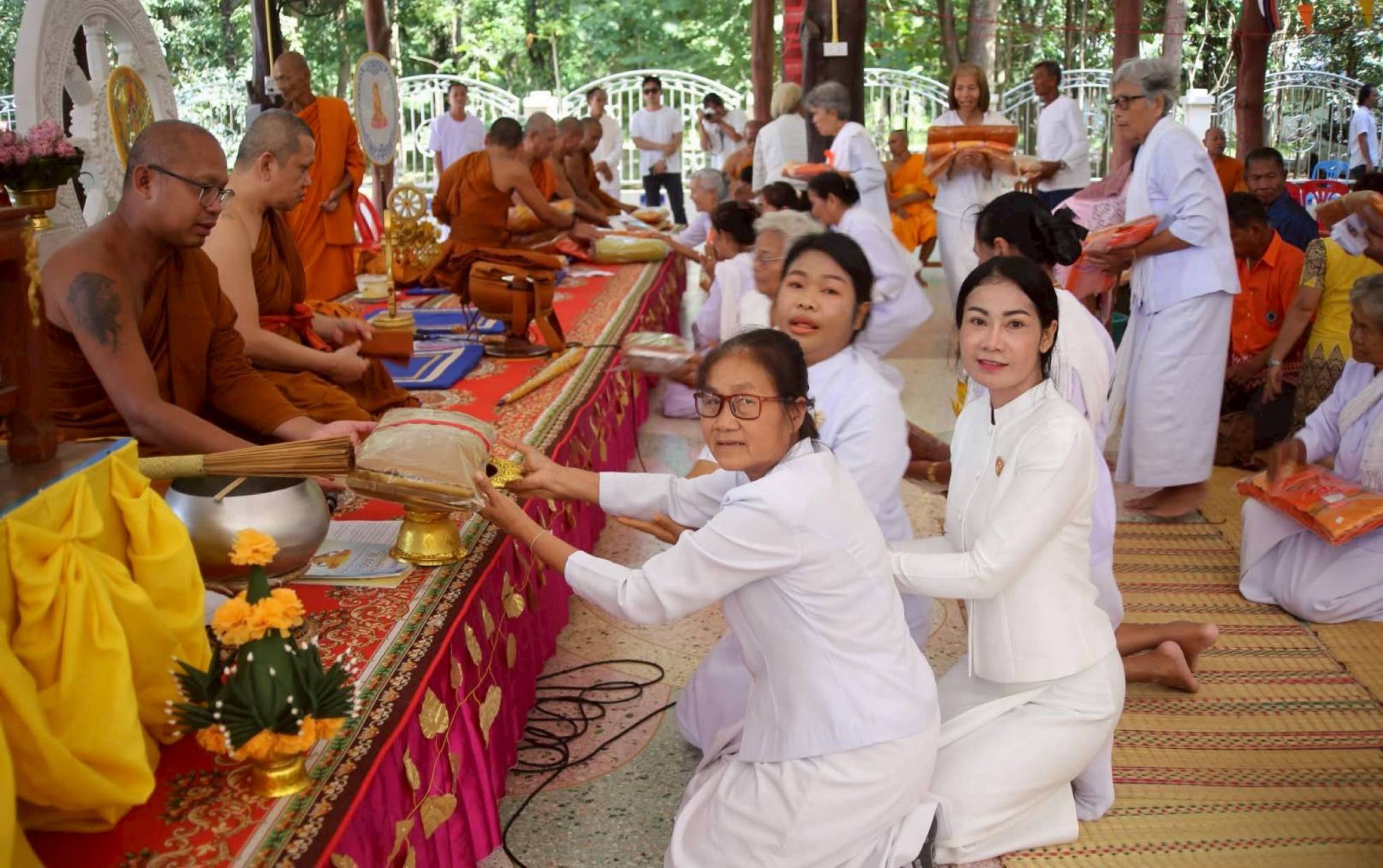 ภาพร่วมพิธีกรรมวัดศรีบุญเรือง