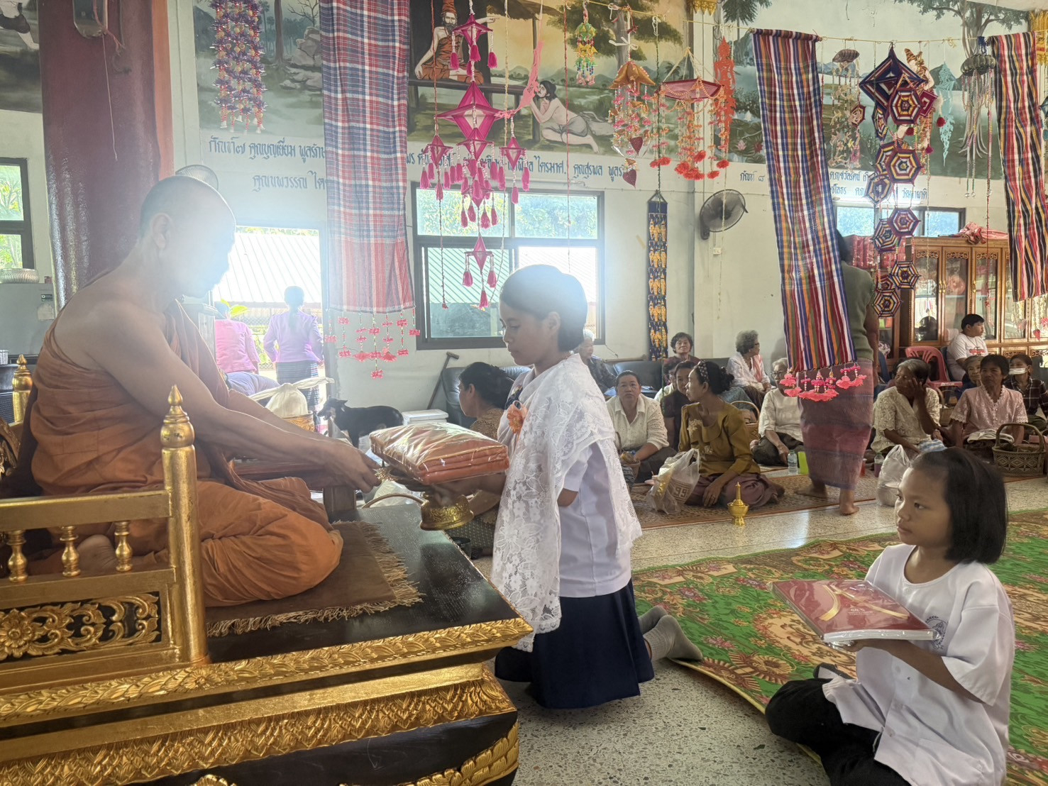 ภาพร่วมพิธีกรรมวัดคำมูล