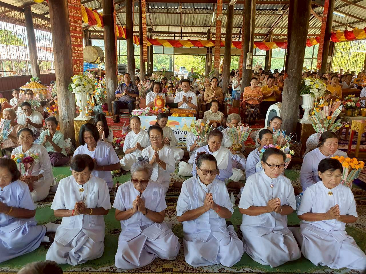 ภาพร่วมพิธีกรรมวัดสวรรคคงคา